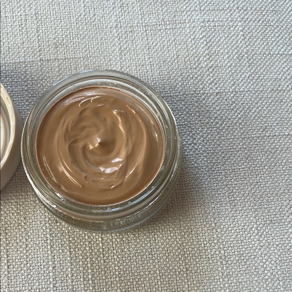 Jones Road What The Foundation in Soft Pink Box - Picture 5 of 5